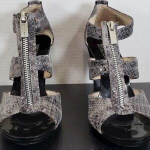 Michael Kors Sz 8M Women's Heels W/ Box - Excellent condition